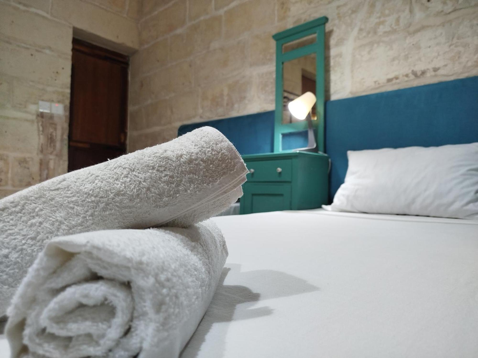 סליאמה Limestone Sun Suites חדר תמונה